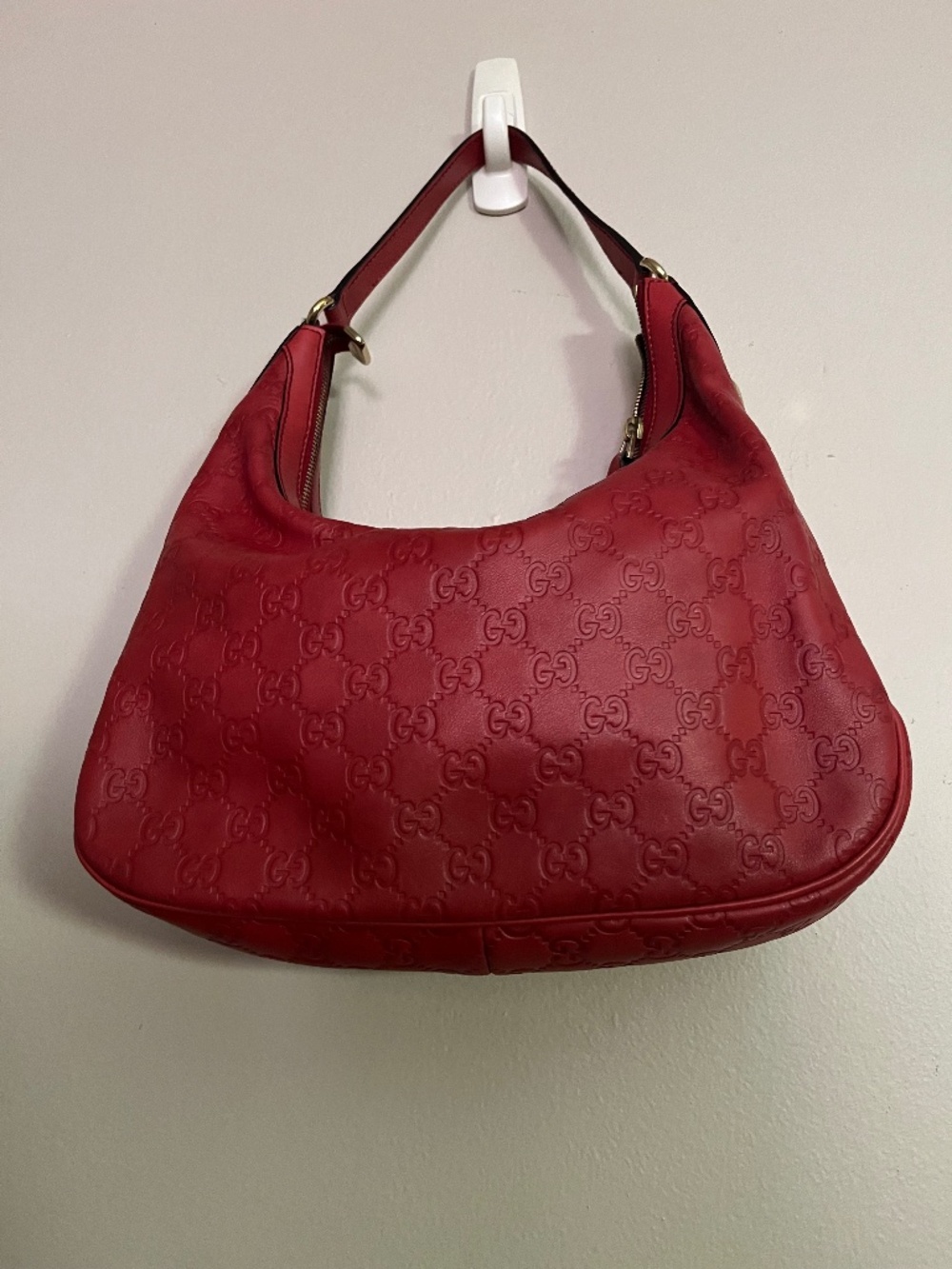 🌺Beautiful Authentic Gucci Guccissima Charmy  Hobo Red Leather Bag.